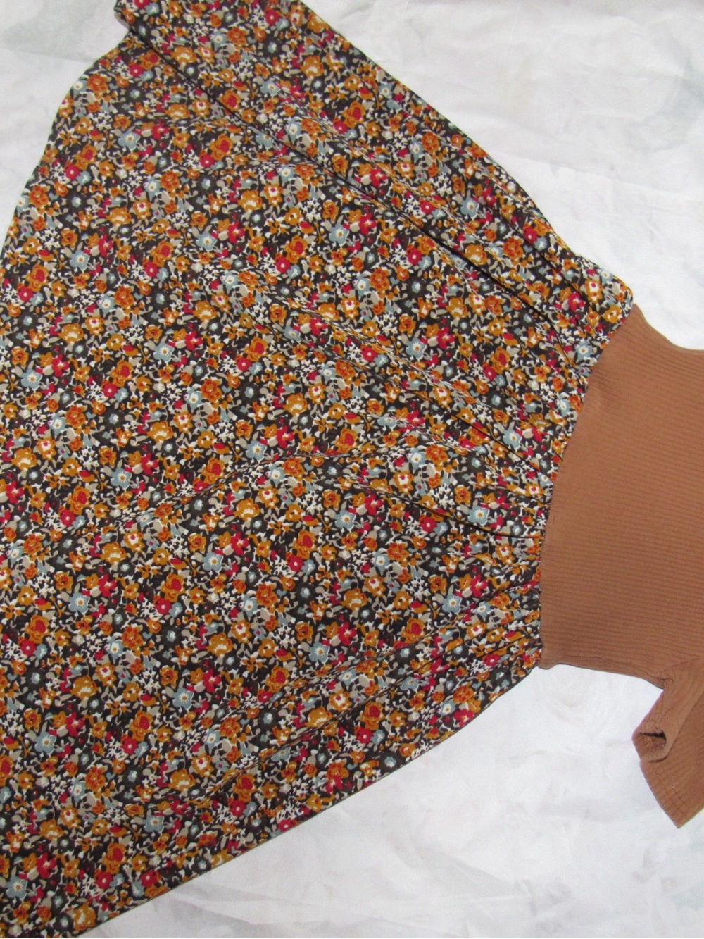 SHEIN Floral A-Line Midi Skirt in Brown, Mustard & Red